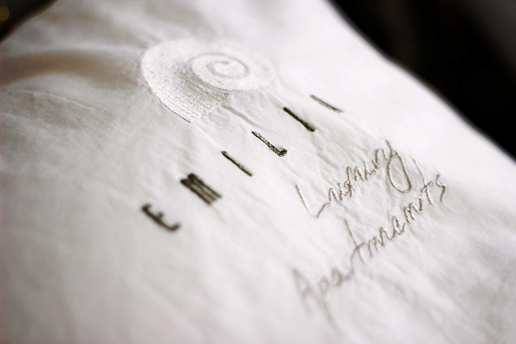 Emilia Luxury Apartments Mégas Yialós-Nítes Zewnętrze zdjęcie